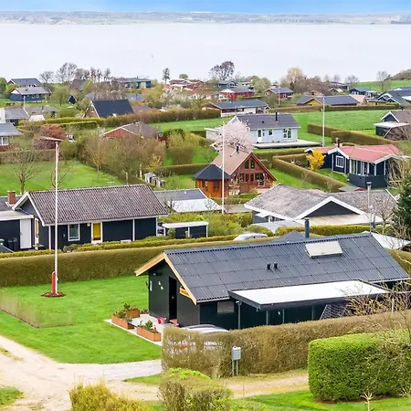 Semesterbostad Ofrath - 350m To The Fjord By Interhome