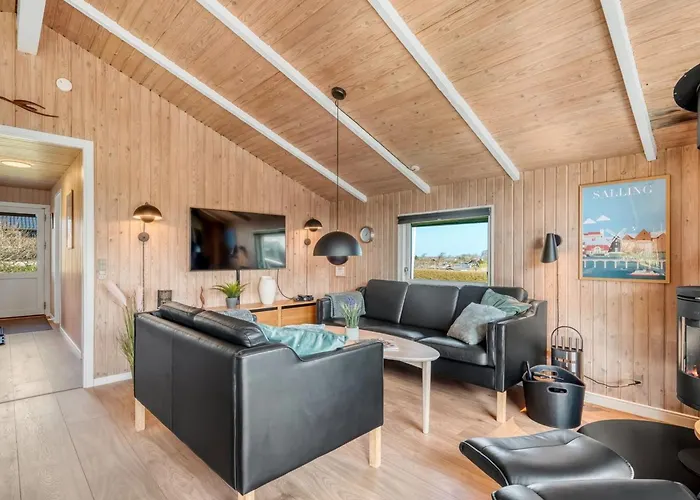 Semesterbostad Ofrath - 350m To The Fjord By Interhome